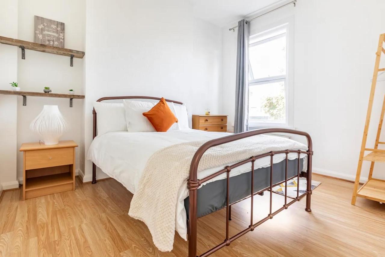 Large, Bright And Spacious 3 Bed Flat In Londyn Zewnętrze zdjęcie
